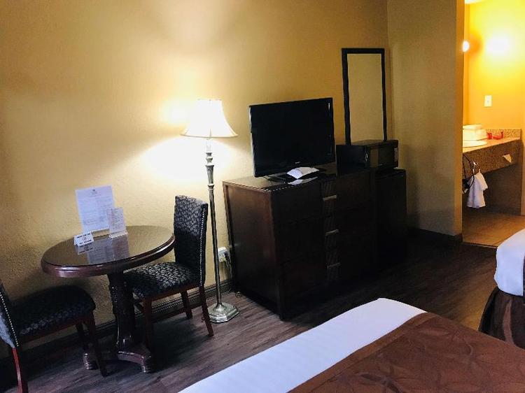 SureStay Plus by Best Western San Bernardino South