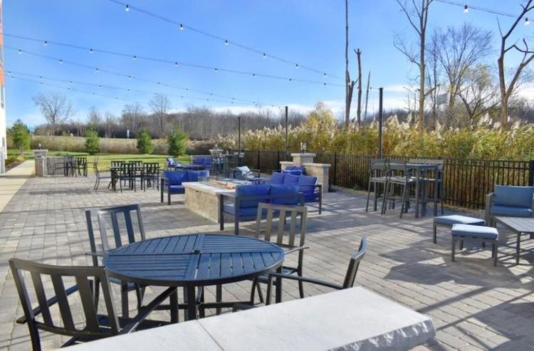 Holiday Inn Express & Suites Madison