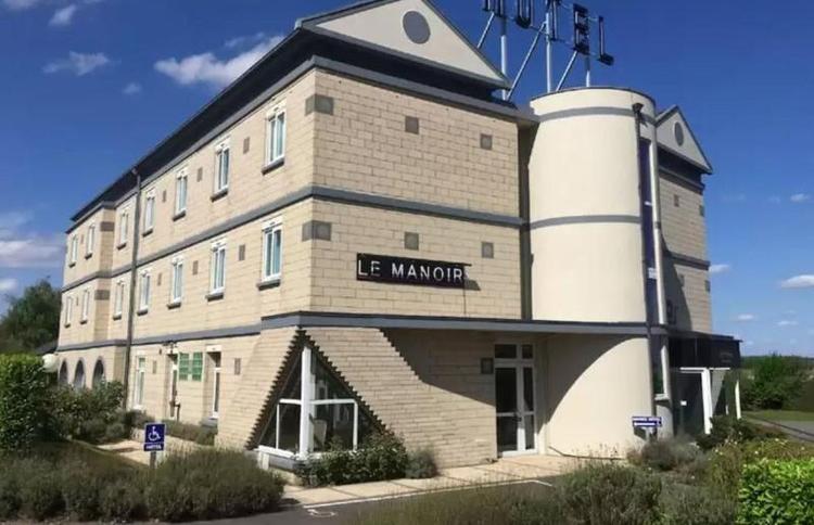 Le Manoir