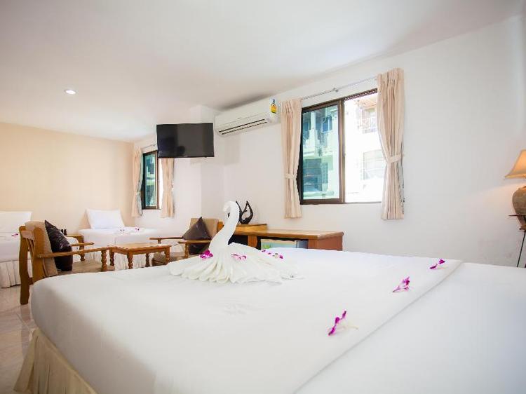 Baan Paradise Hotel