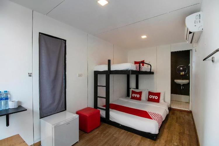 Nice Sleep Box Hotel