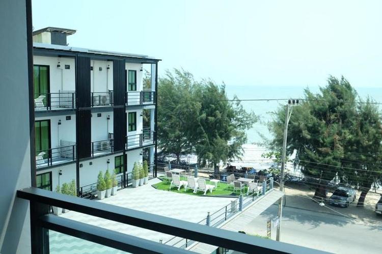 Irin Beach Cha-am