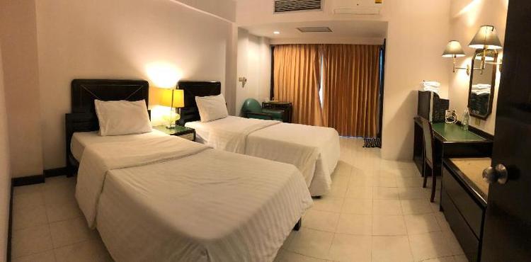 S C Heritage Hotel