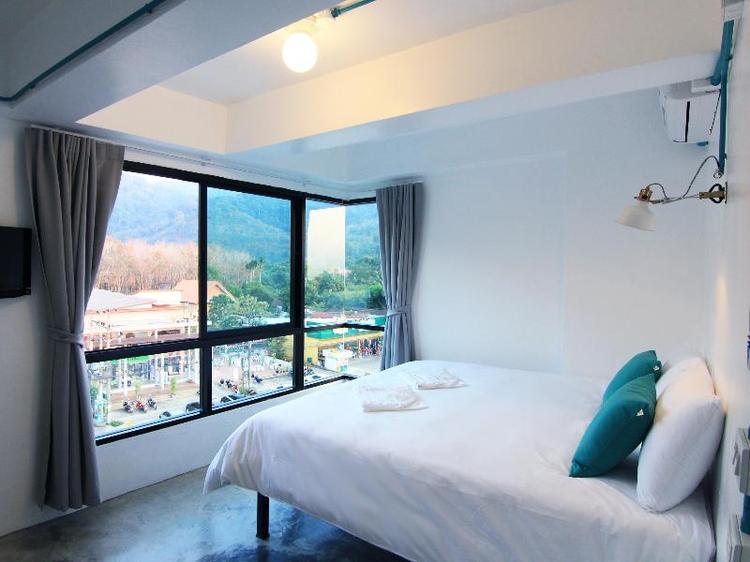 To Zleep Hotel