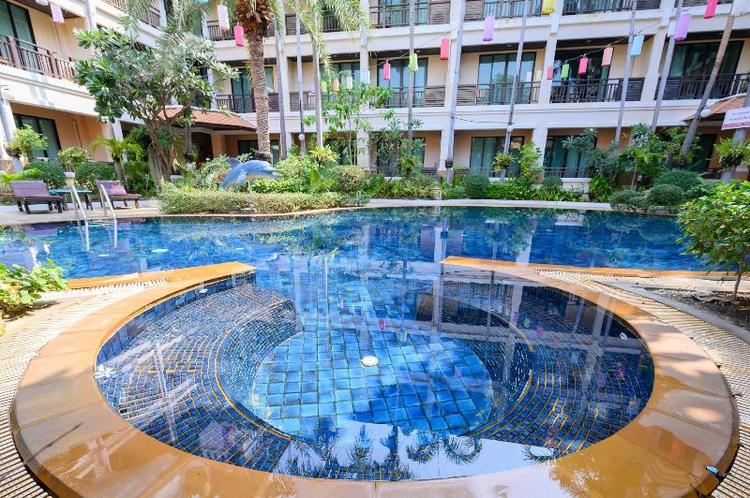 Le Casa Bang Saen Hotel
