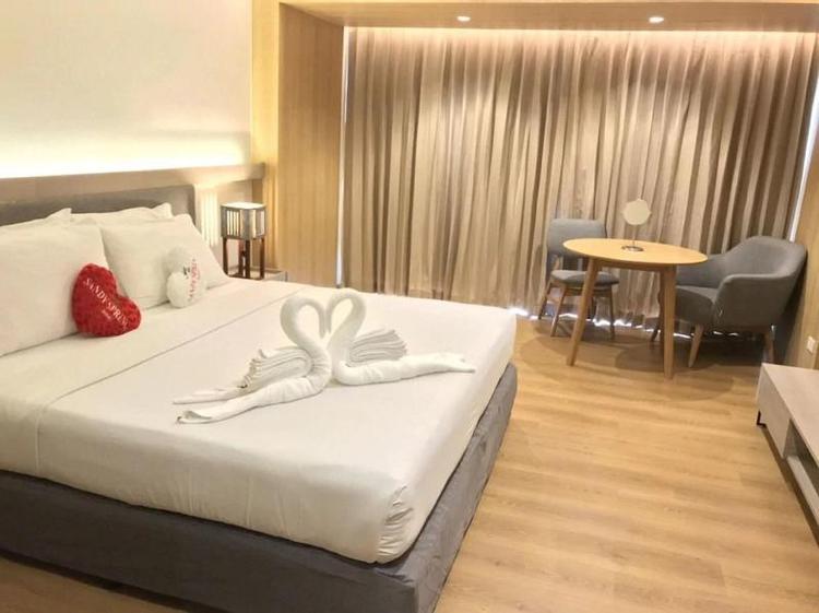 Sandy Spring Hotel