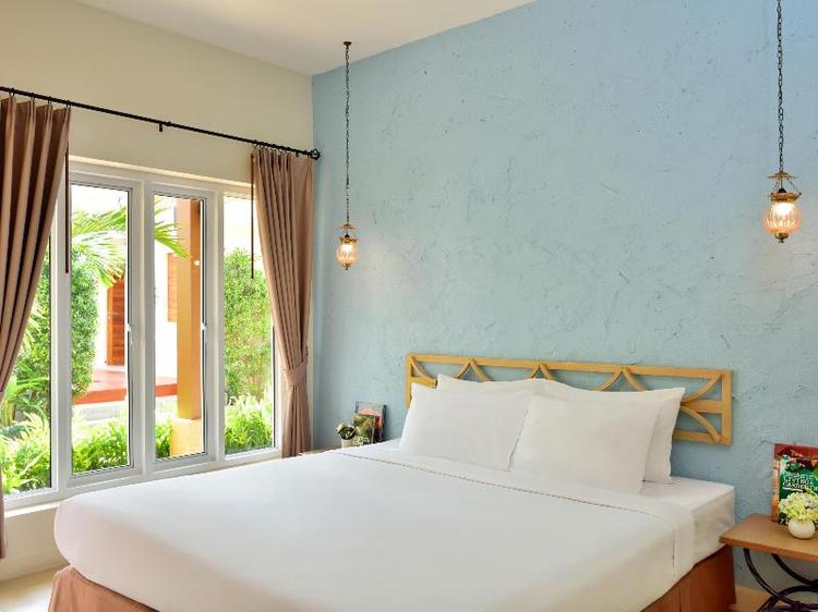 Talay Hotel Villa