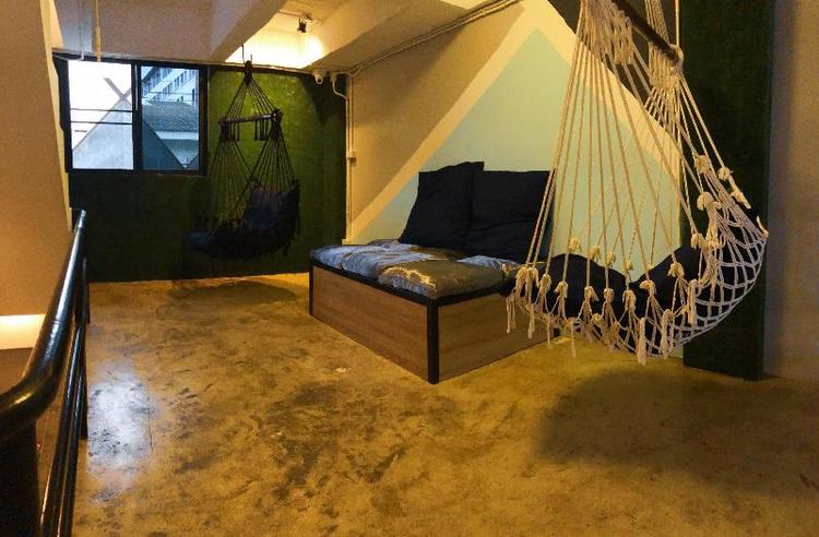 Me U2 Hostel