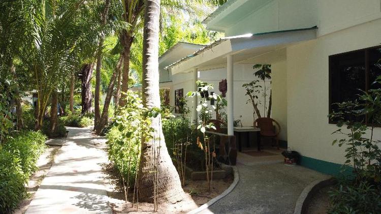 Lanta Island Resort