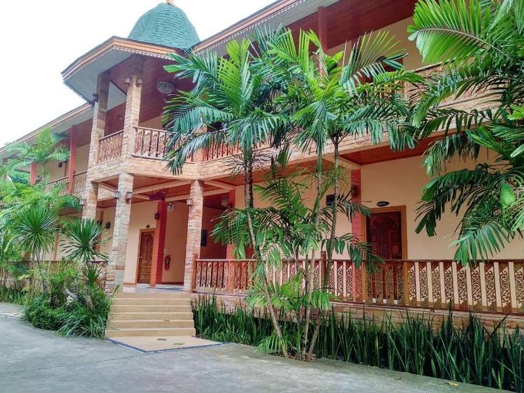 Coconut Beach Resort