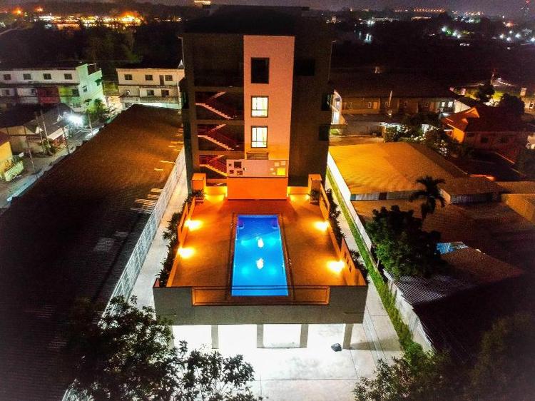 Comet Hotel Surat Thani
