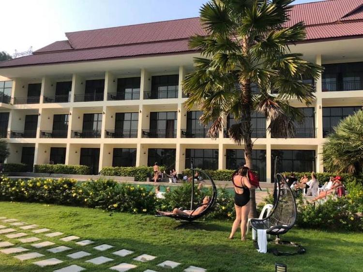 Takhun Mountain View Hotel