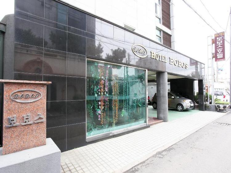 BOBOS Hotel
