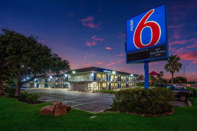 Motel 6 College Station Bryan