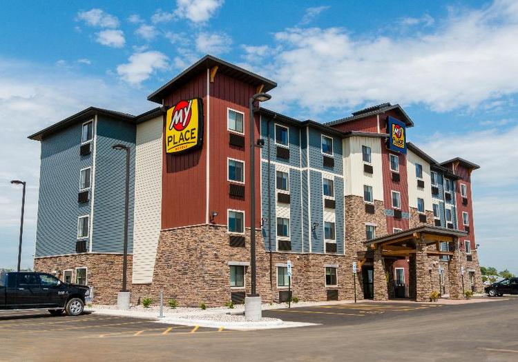My Place Hotel Brookings Sd