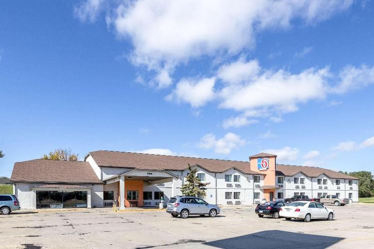 Motel 6 Waterloo