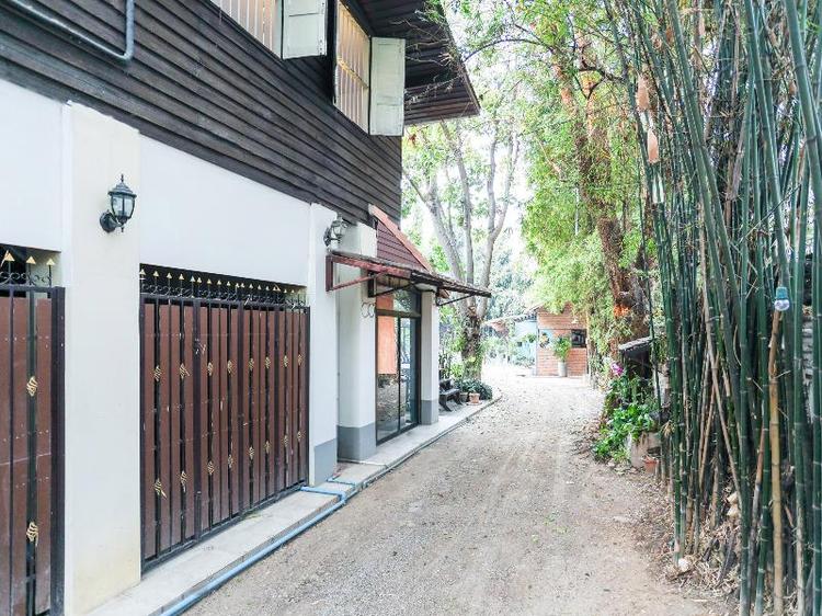 Old Town Boutique Hostel