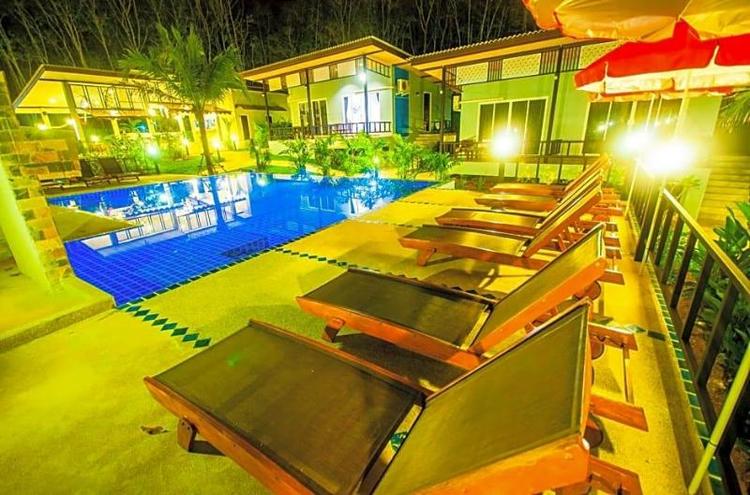 Chom Phu Resort Khaolak