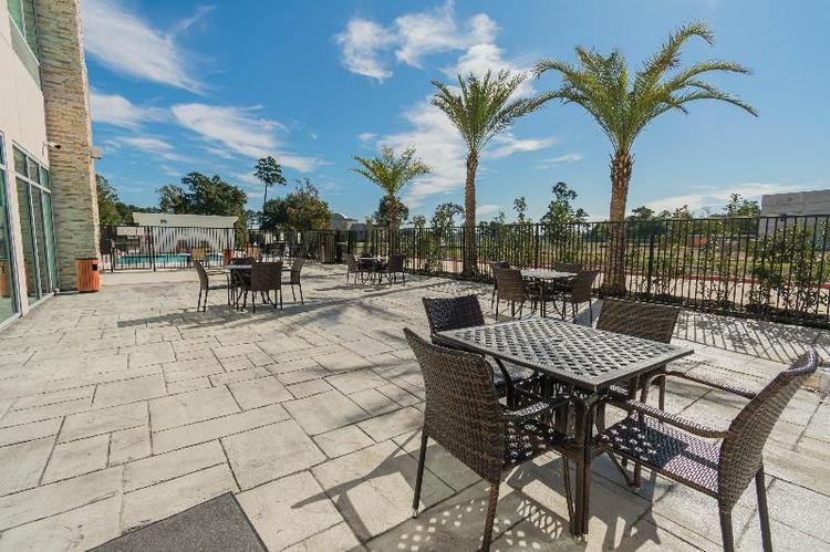 Holiday Inn Express &Suites Houston North I 45 Spr