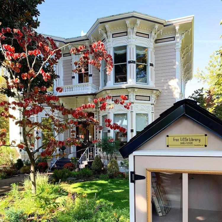 Mccall House Boutique Inn