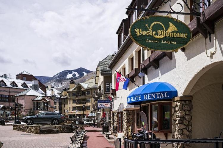 Poste Montane Lodge