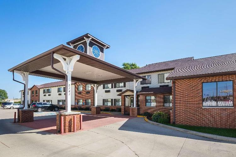 Motel 6 Waterloo, IA - Crossroads Mall - Cedar Fal