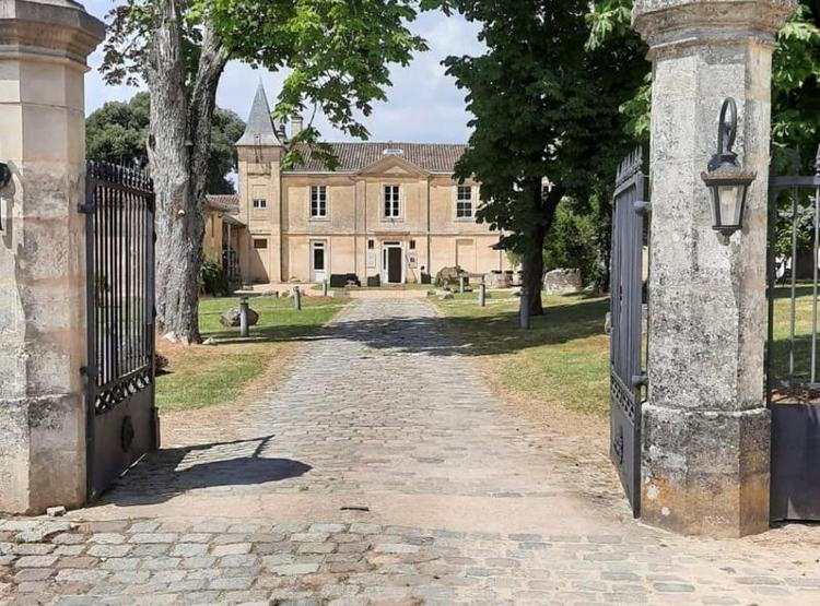 Logis Château Fleur de Roques