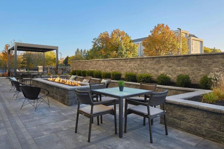 Courtyard By Marriott Albany Airport