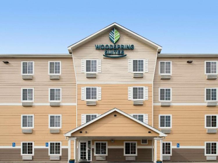 Woodspring Suites Wichita Airport