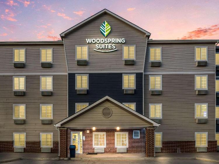 Woodspring Suites Denton