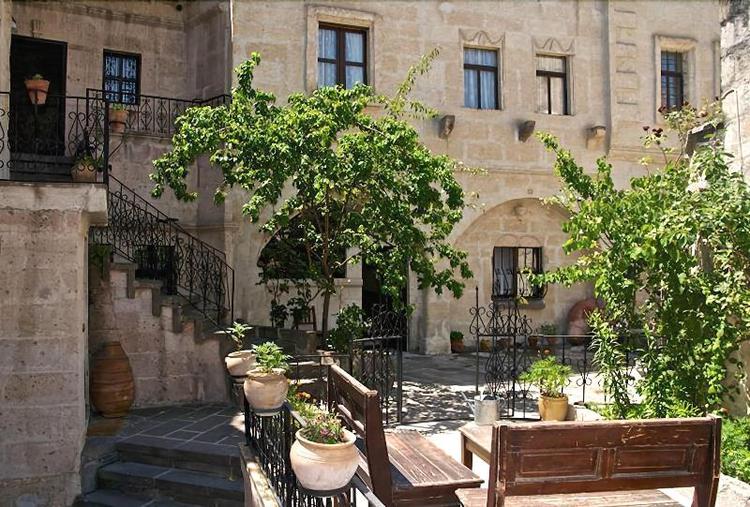 Taskonak Hotel