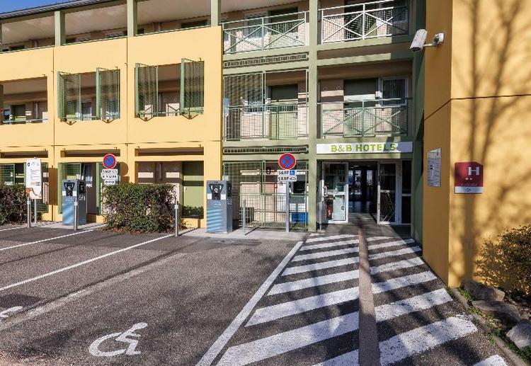B&B Hotel Clermont Ferrand Le Brezet Aéroport