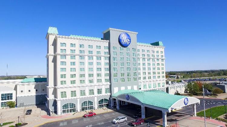 Isle Casino Hotel Waterloo- A Caesars Destination