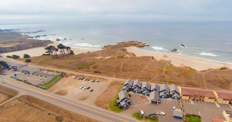 Surf & Sand Lodge