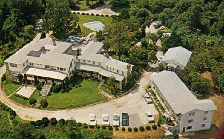 Echo Mountain Inn