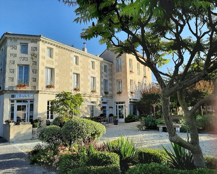 Hôtel Le Richelieu