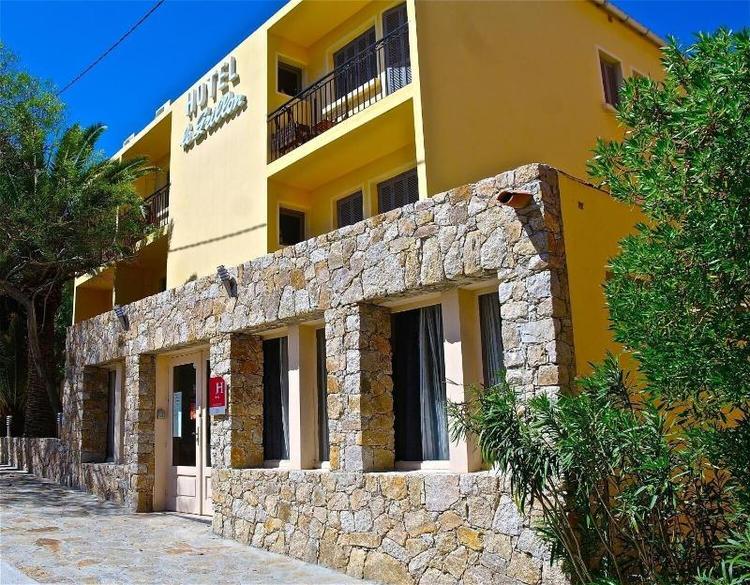 Hôtel Le Grillon