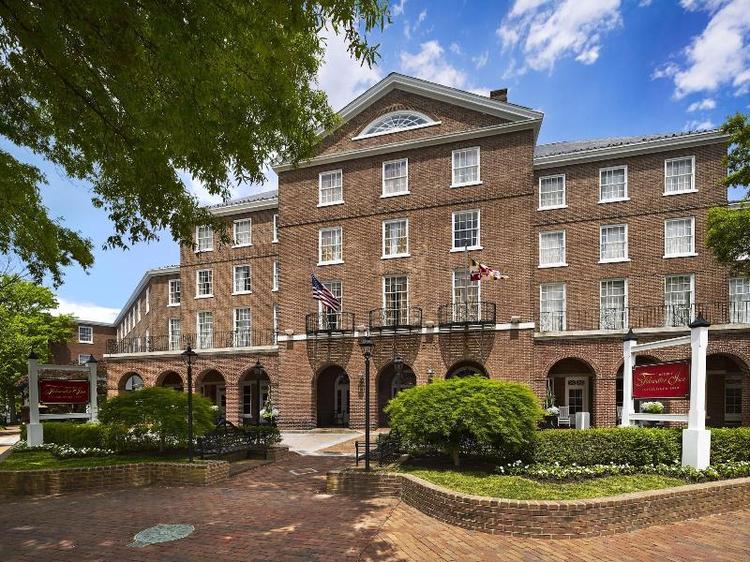 The Tidewater Inn