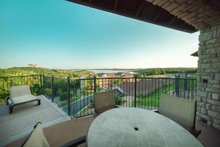 Majestic At Table Rock