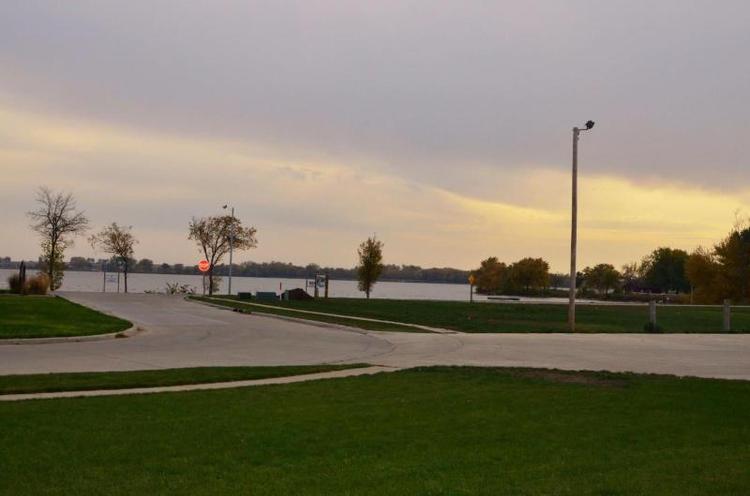 Cobblestone Inn and Suites - Lake View