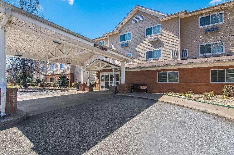 MainStay Suites Columbus near Fort Benning