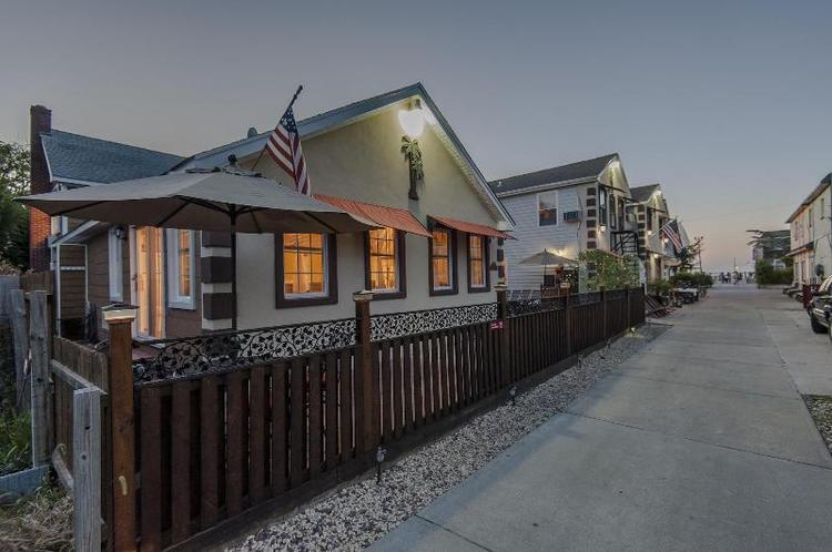 The Palms Hotel Fire Island