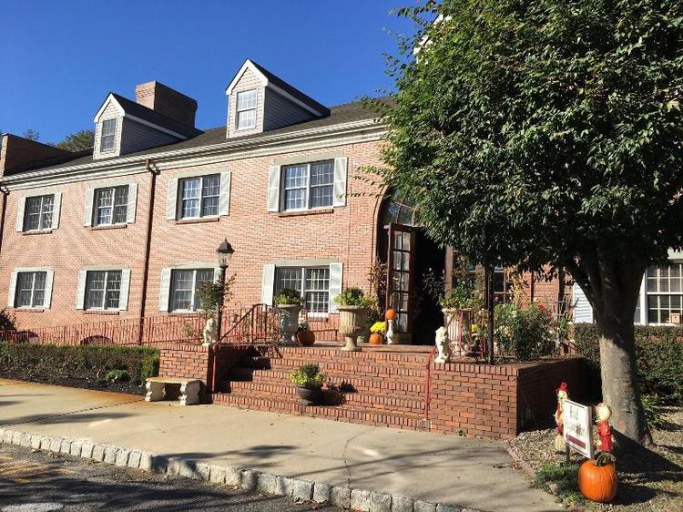 Colts Neck Inn Hotel