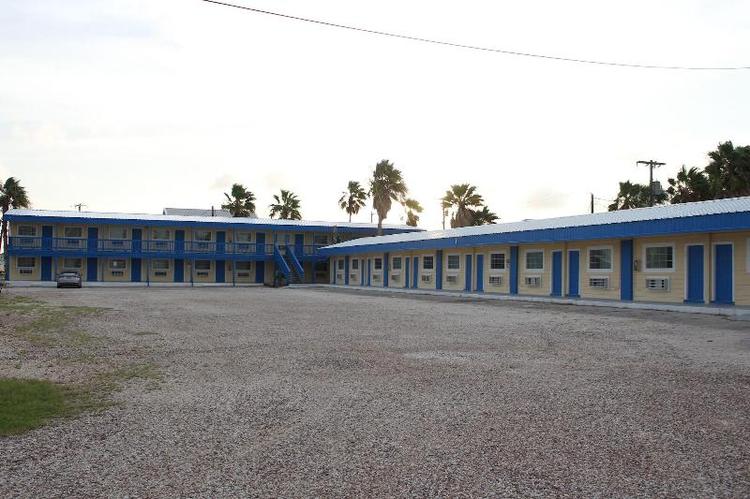 American Inn And Suites