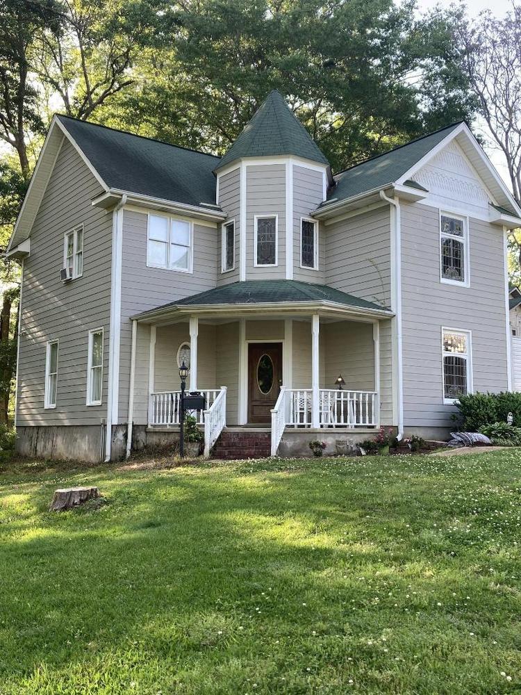 Rose House Inn