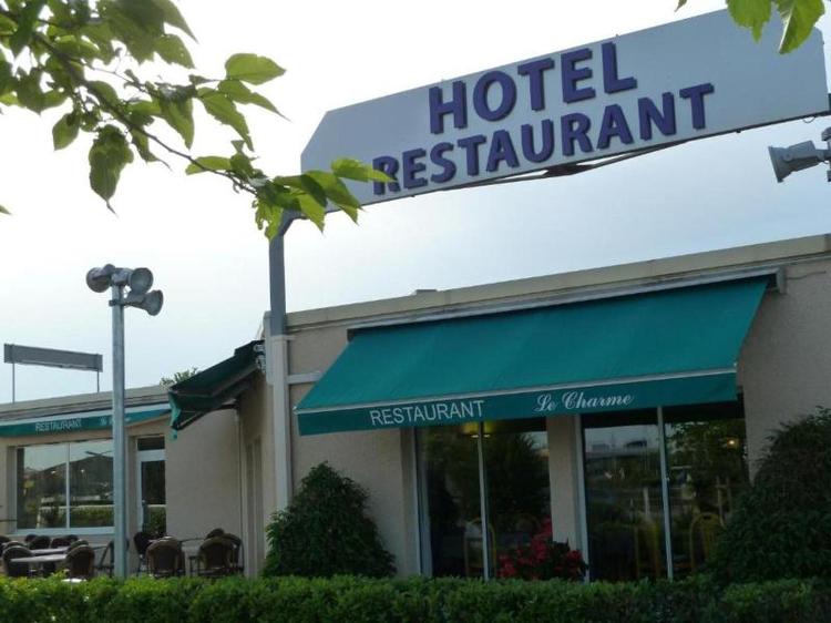 Hotel Restaurant Charme En Beaujolais