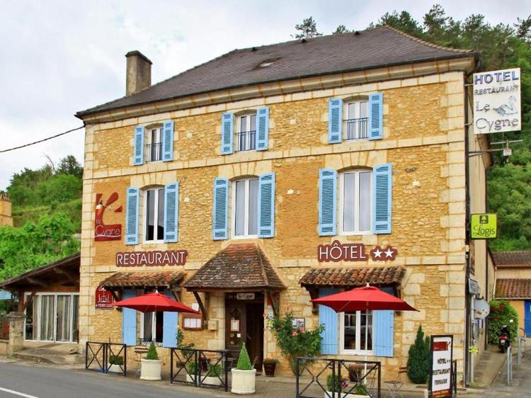 Logis Hotel le Cygne