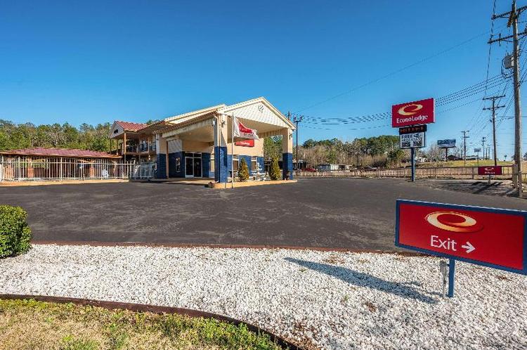 Econo Lodge Selmer