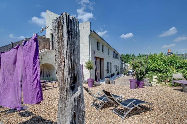 Les Suites Du Cha Teau