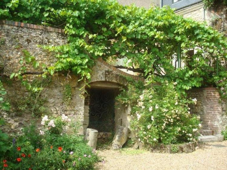 La Tonnelle